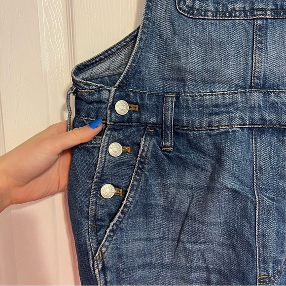 Madewell Adirondack Short Overalls in Denville Wash - Picture 5 of 8